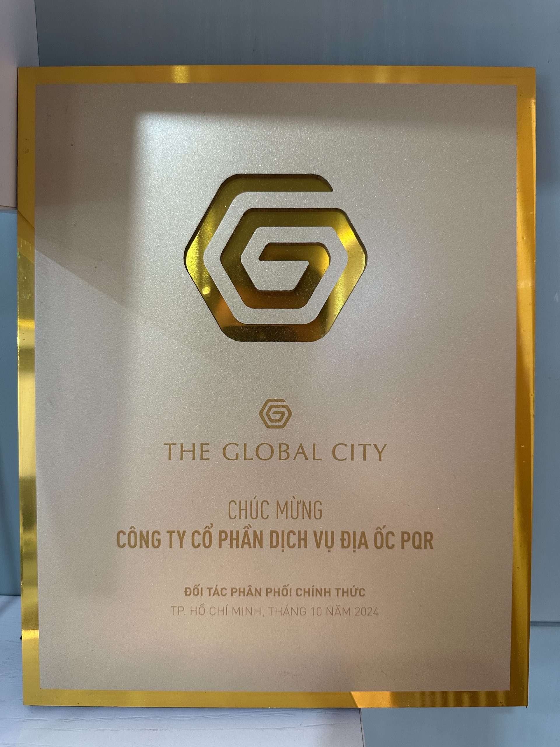 chung-nhan-phan-phoi-the-global-city